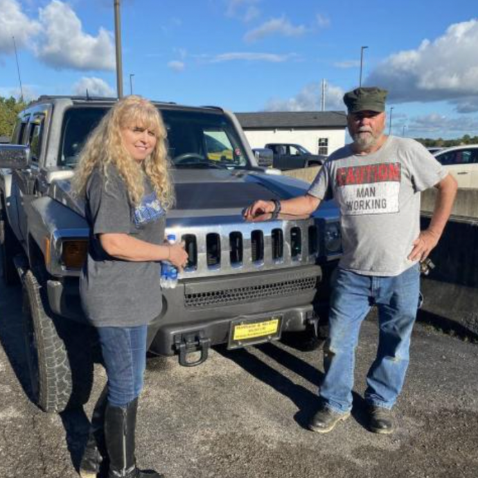 Kentucky Couple Turns Manhunt Into a Date Night Adventure